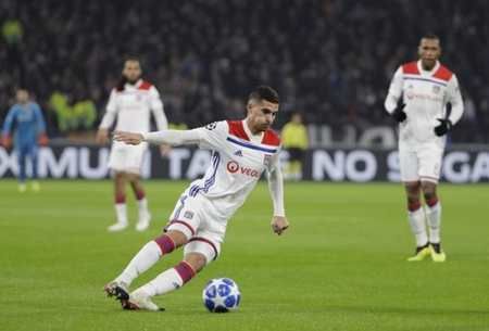 西媒：巴萨想和耐克签订新赞助合同，10年合约总价超10亿欧元.